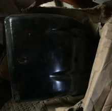 Load image into Gallery viewer, New Other Aftermarket Step Bumper (85-94)  Astro /Safari Black, GM1102154!
