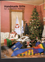 Load image into Gallery viewer, Holiday Craft Showing: Christmas of 1983 {From} Minnesota Fabrics
